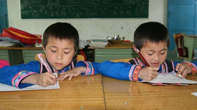 什么样的父母，能够培养出有出息的孩子？教育专家告诉你